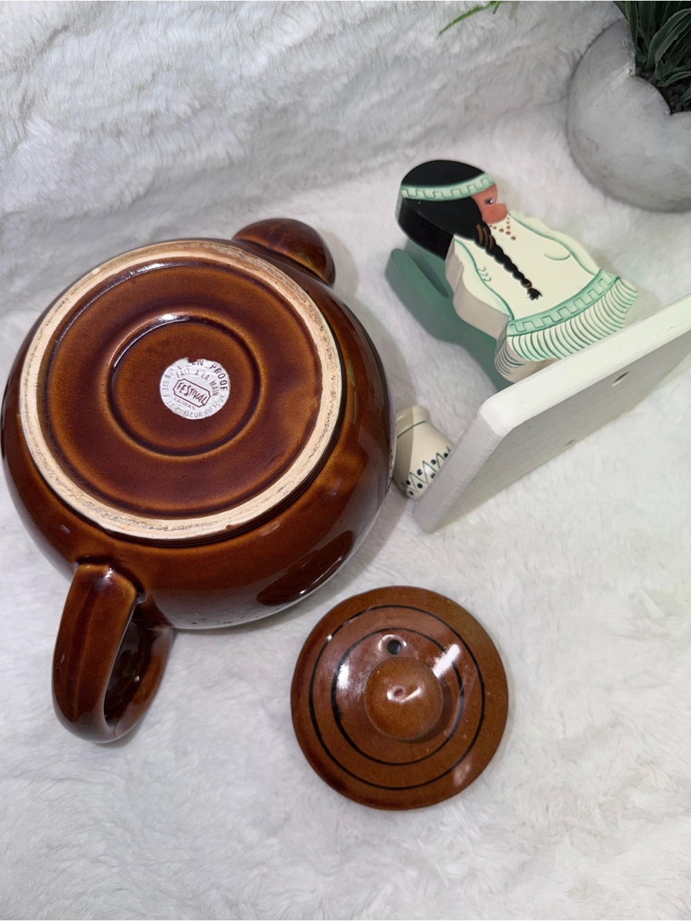 Brown Oven Proof Teapot And Handcrafted Napkin & Tooth Pick Holder π₯ - Picture 6 of 7